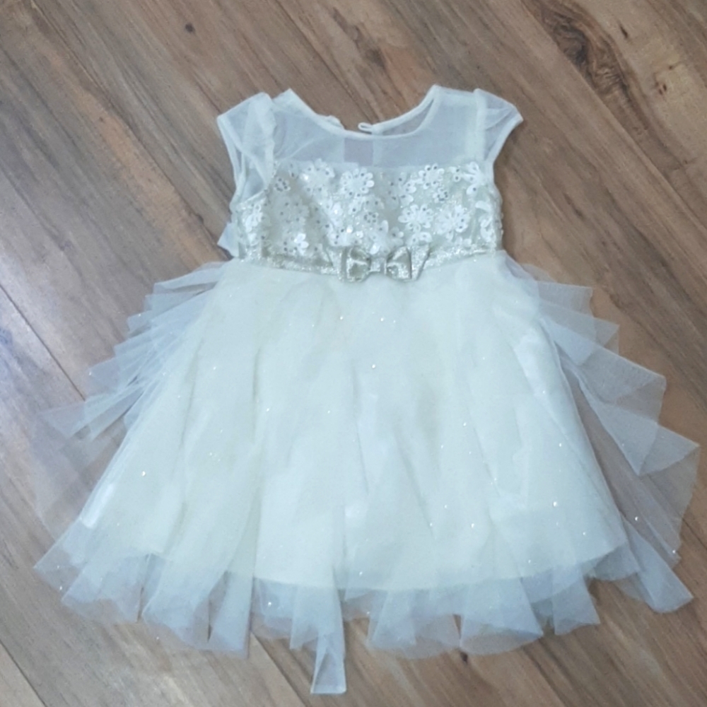 Holiday dress